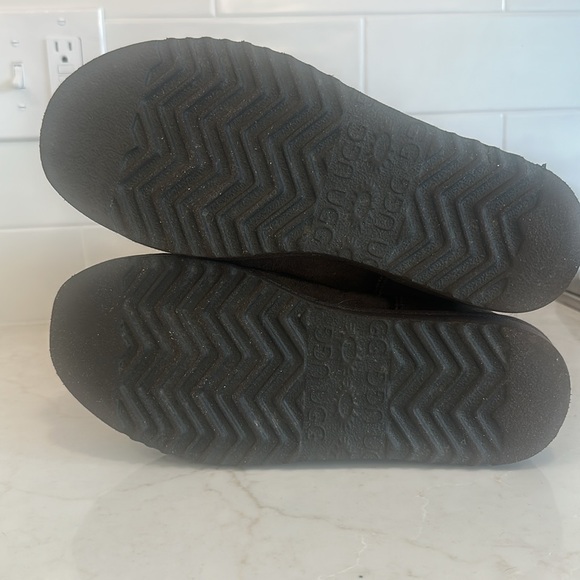 UGG Women’s Tall Chocolate Brown Suede Boots, Sz 10 - Picture 6 of 7